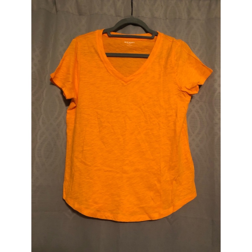 Old Navy V-neck Tee